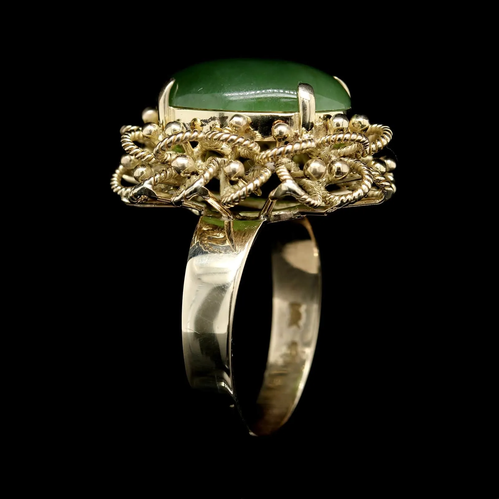 14K Yellow Gold Estate Nephrite Jade Ring