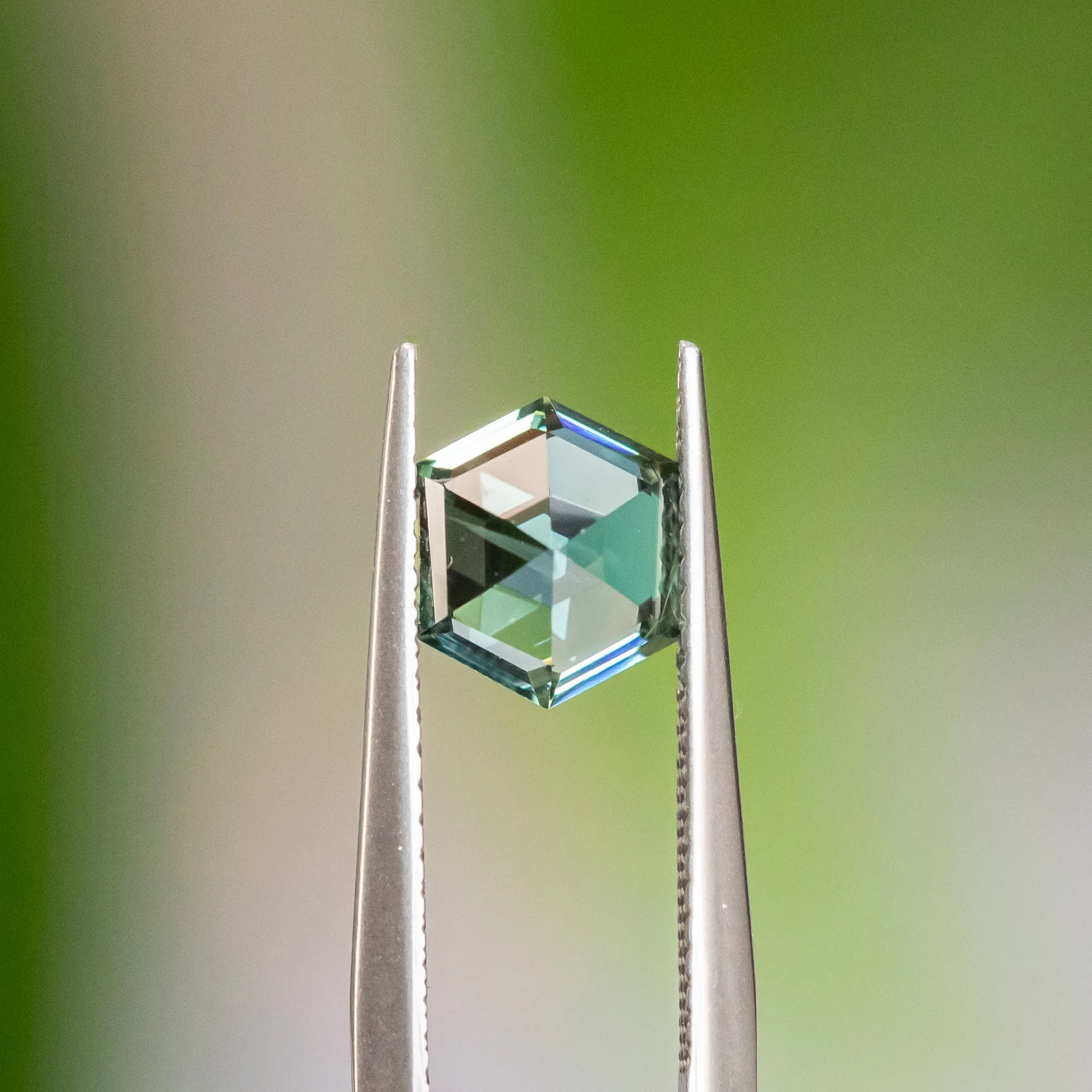 1.79CT HEXAGON MADAGASCAR SAPPHIRE, LIGHT TEAL SEAFOAM GREEN, 7.95X6.98X4.34MM