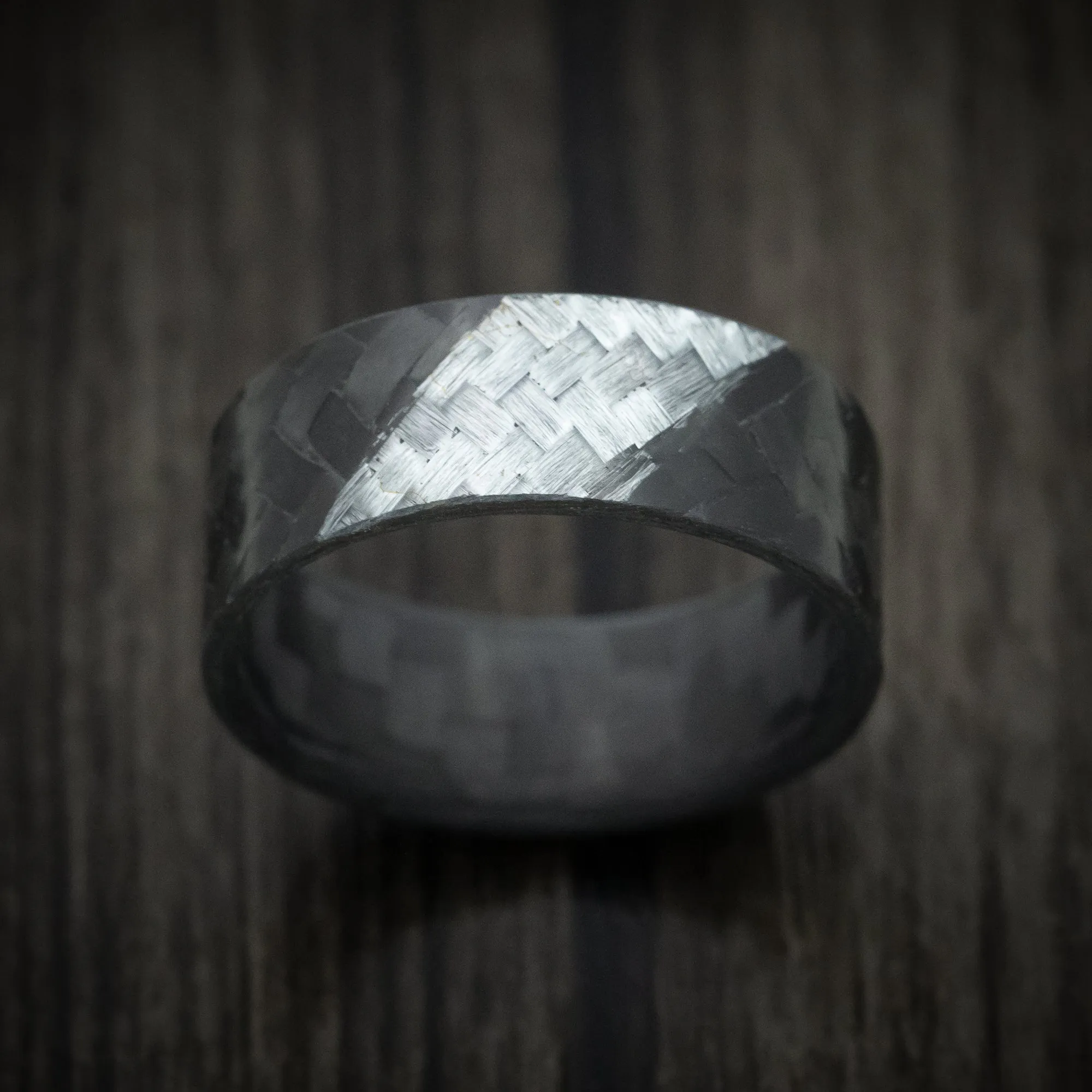 Angled Carbon Fiber Ring with Silver Texalium Slash Inlay