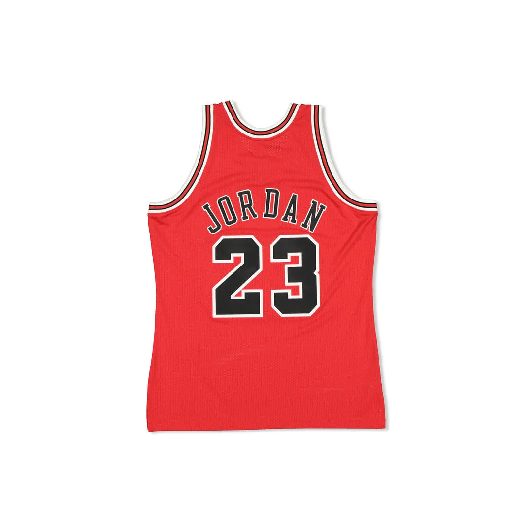 AUTHENTIC NBA SWINGMAN JERSEY CHICAGO BULLS MICHAEL JORDAN 23 '97-98 - RED