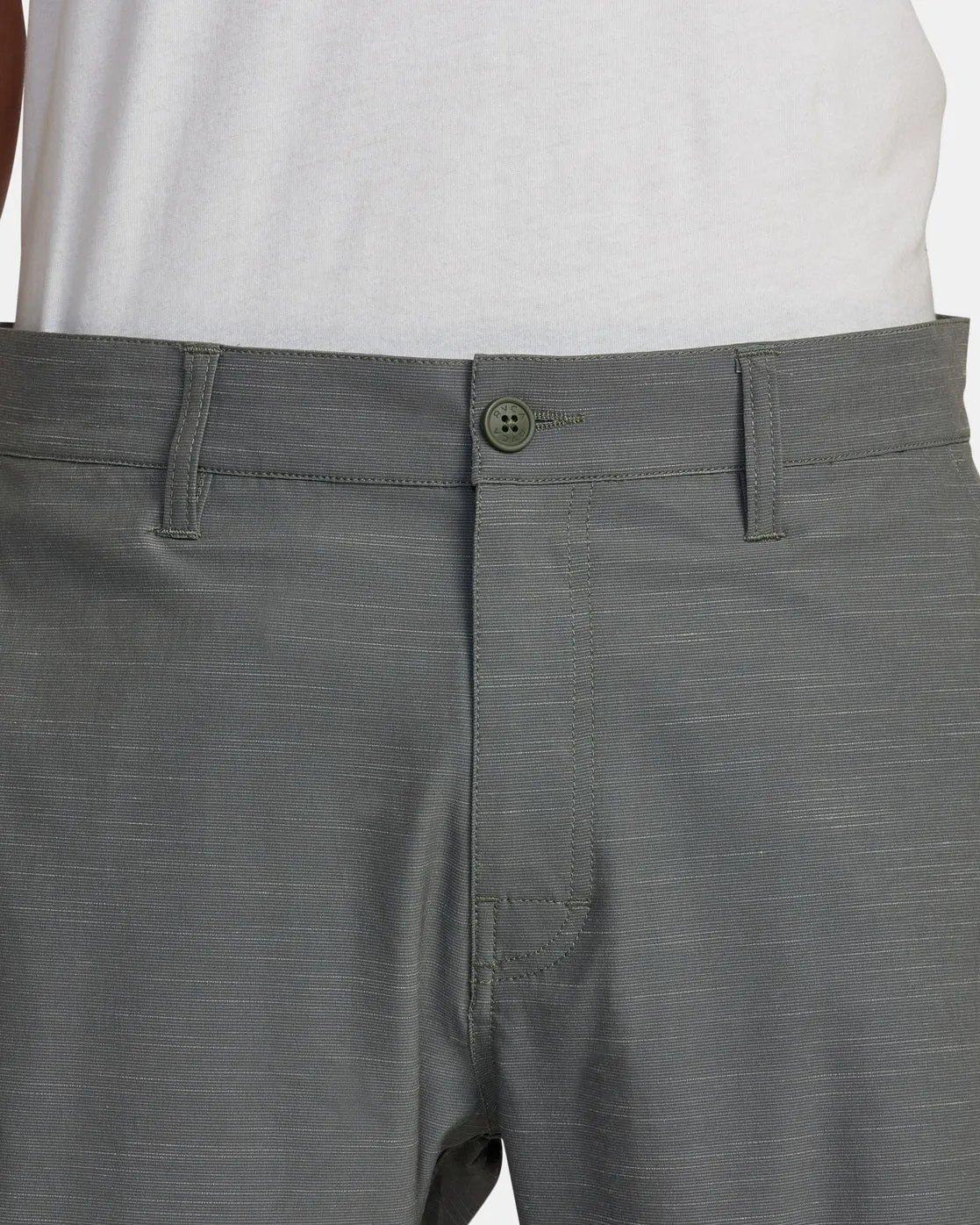 Balance Hybrid 20" Shorts - Olive