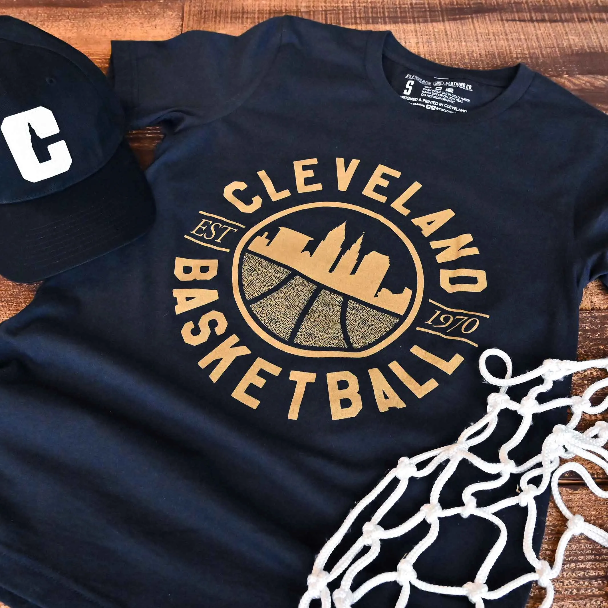 Cleveland Basketball Seal - Unisex Crew T-Shirt