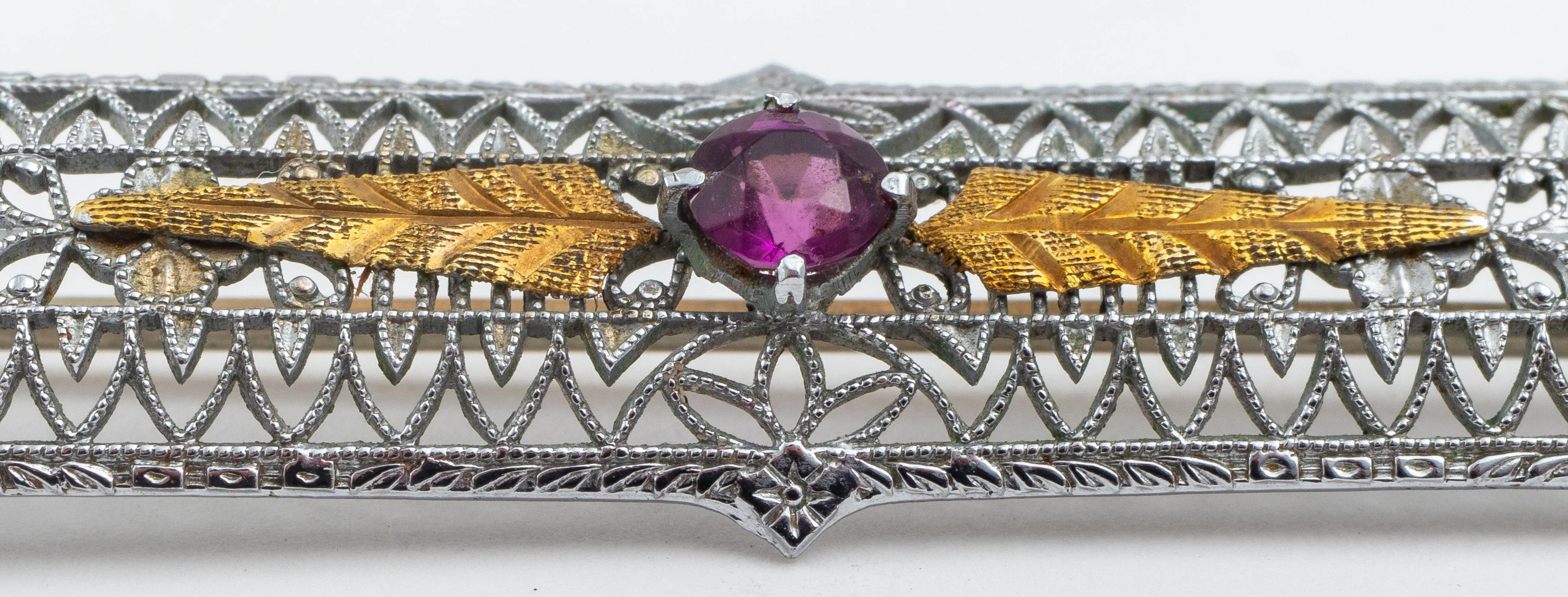 Edwardian 10K White Gold Filigree Amethyst Bar Pin