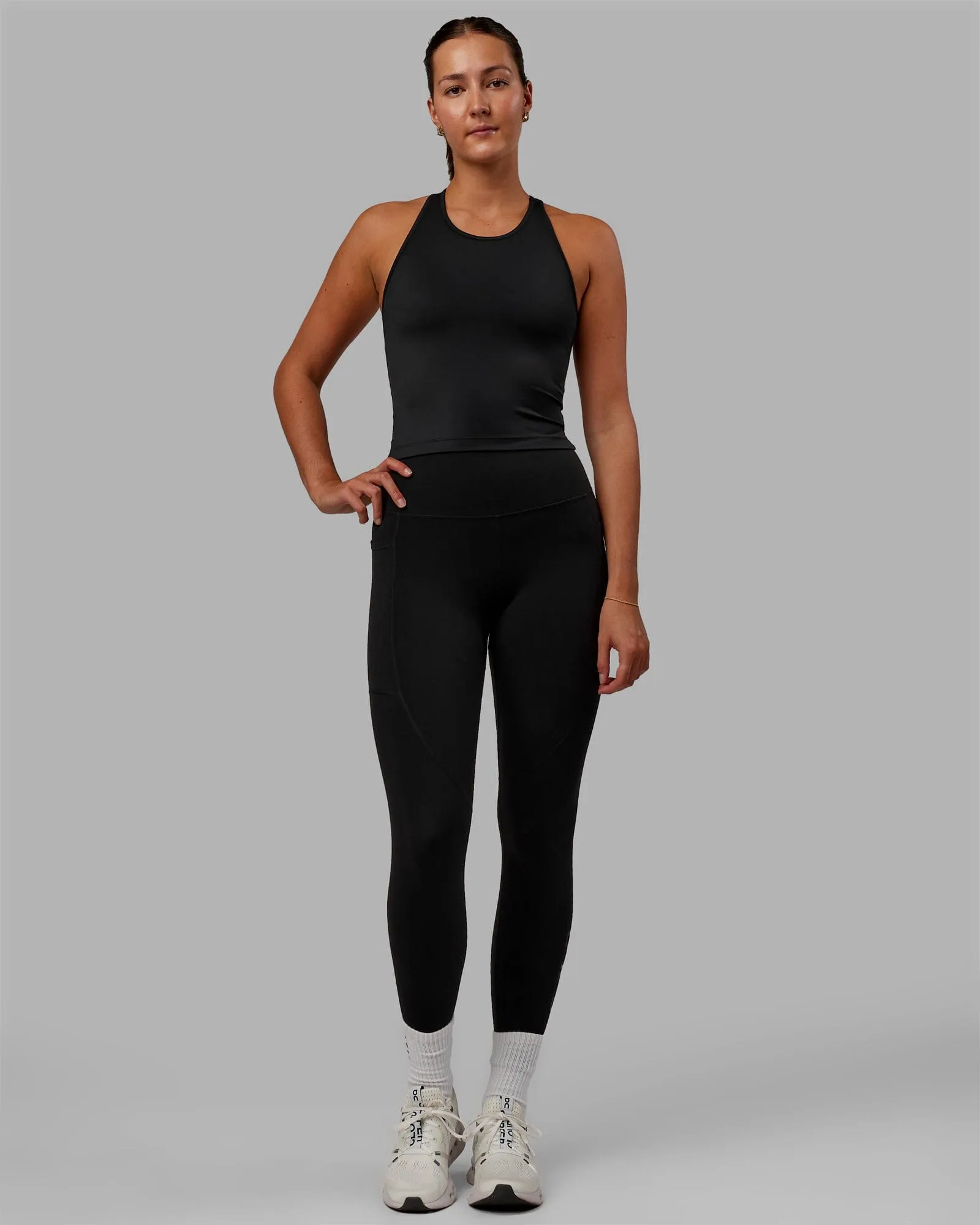 Flow Shelf Bra Performance Tank - Black