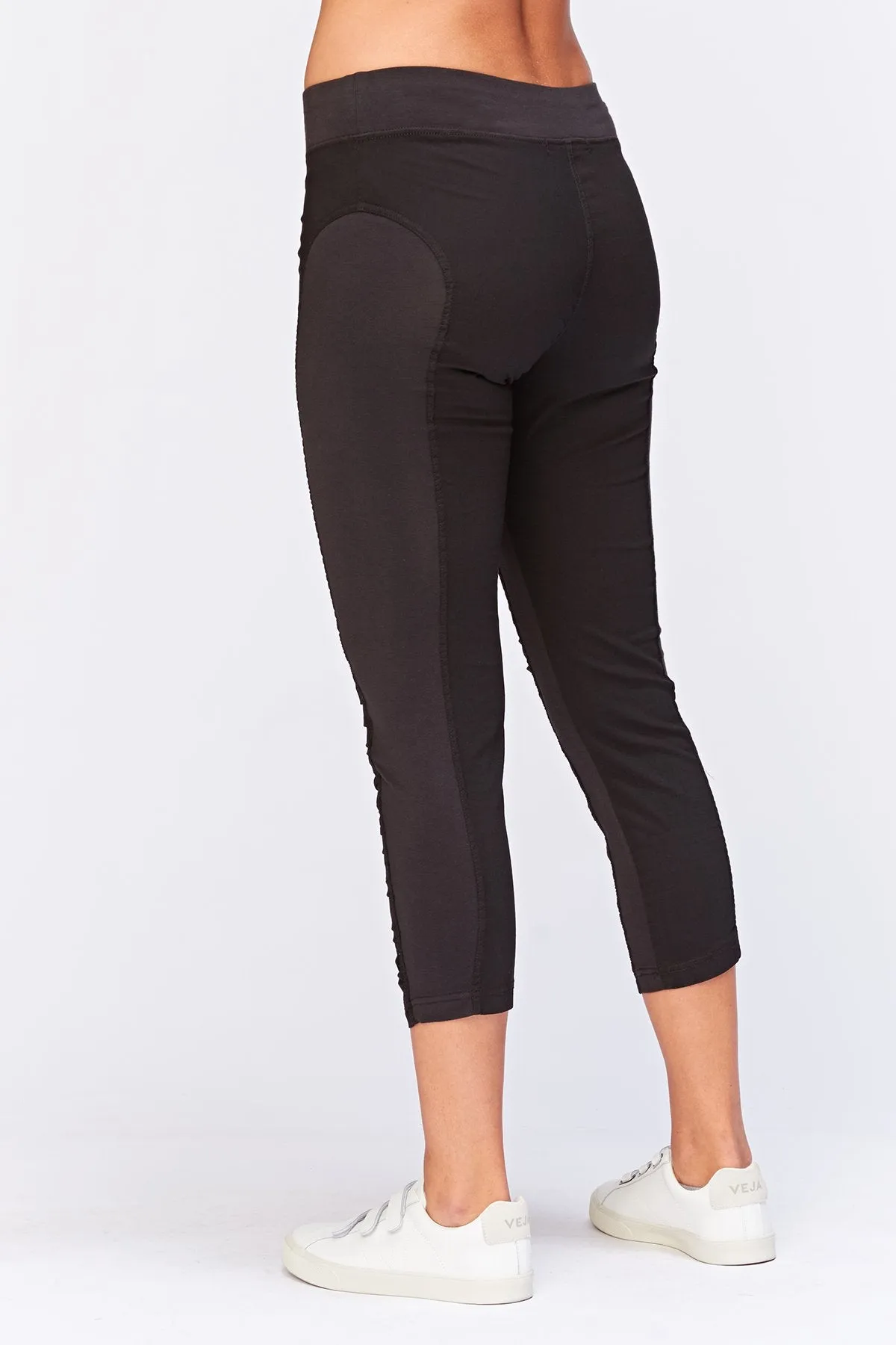 Jetter Crop Legging