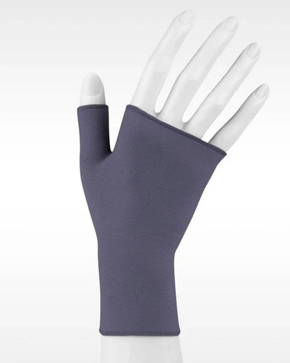 Juzo Soft 2001AC Dream Gauntlet with Thumb Stub 20-30mmHg - Seasonal Colors