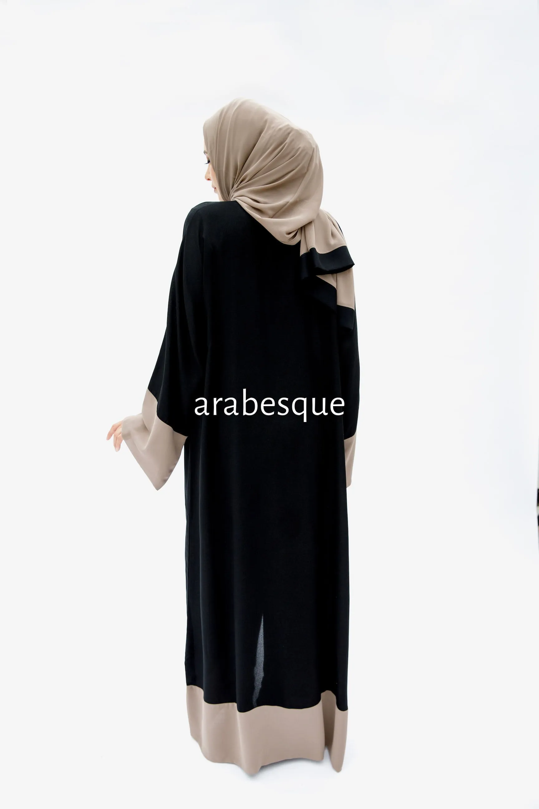 Meera Black Abaya