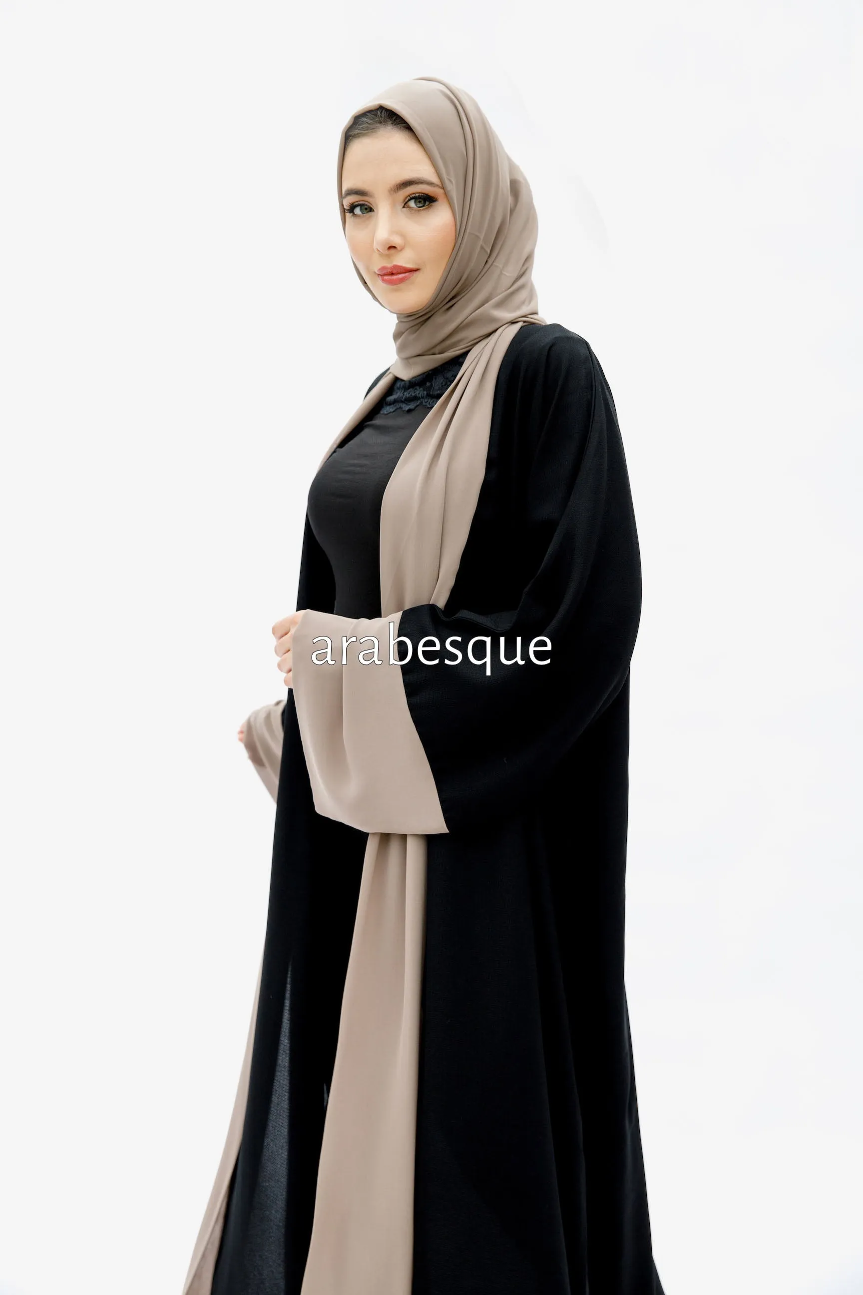 Meera Black Abaya