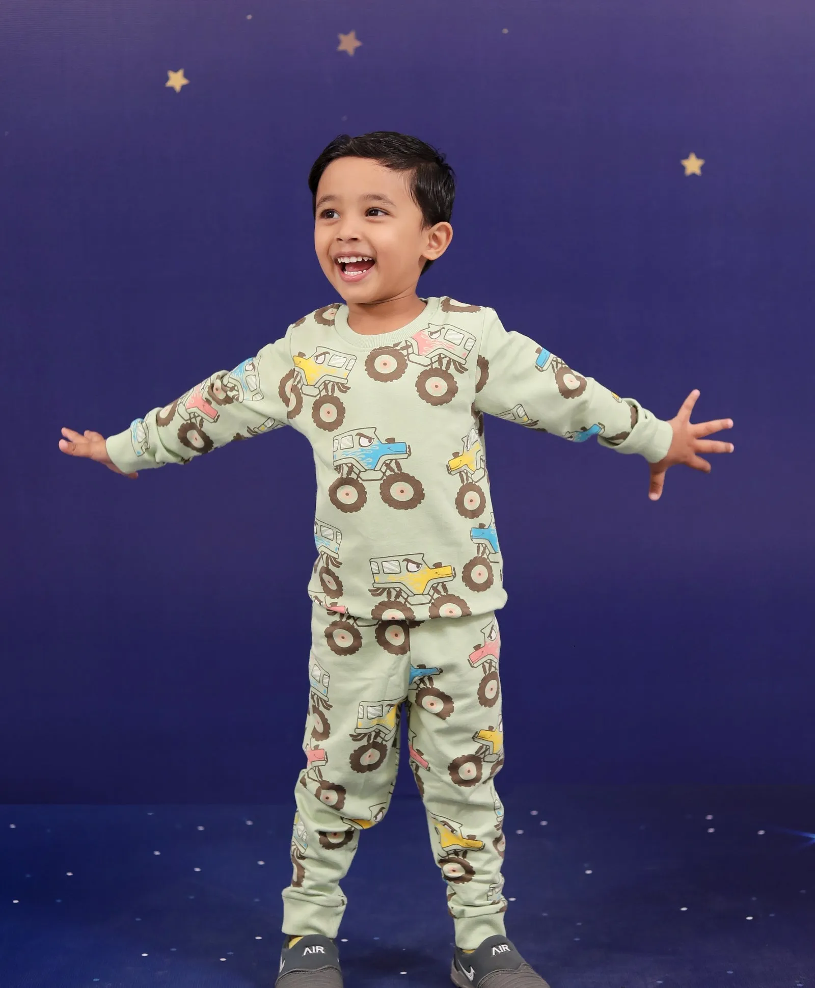 Monster Trucks Pattern Kids Sweatshirt & Joggers Set