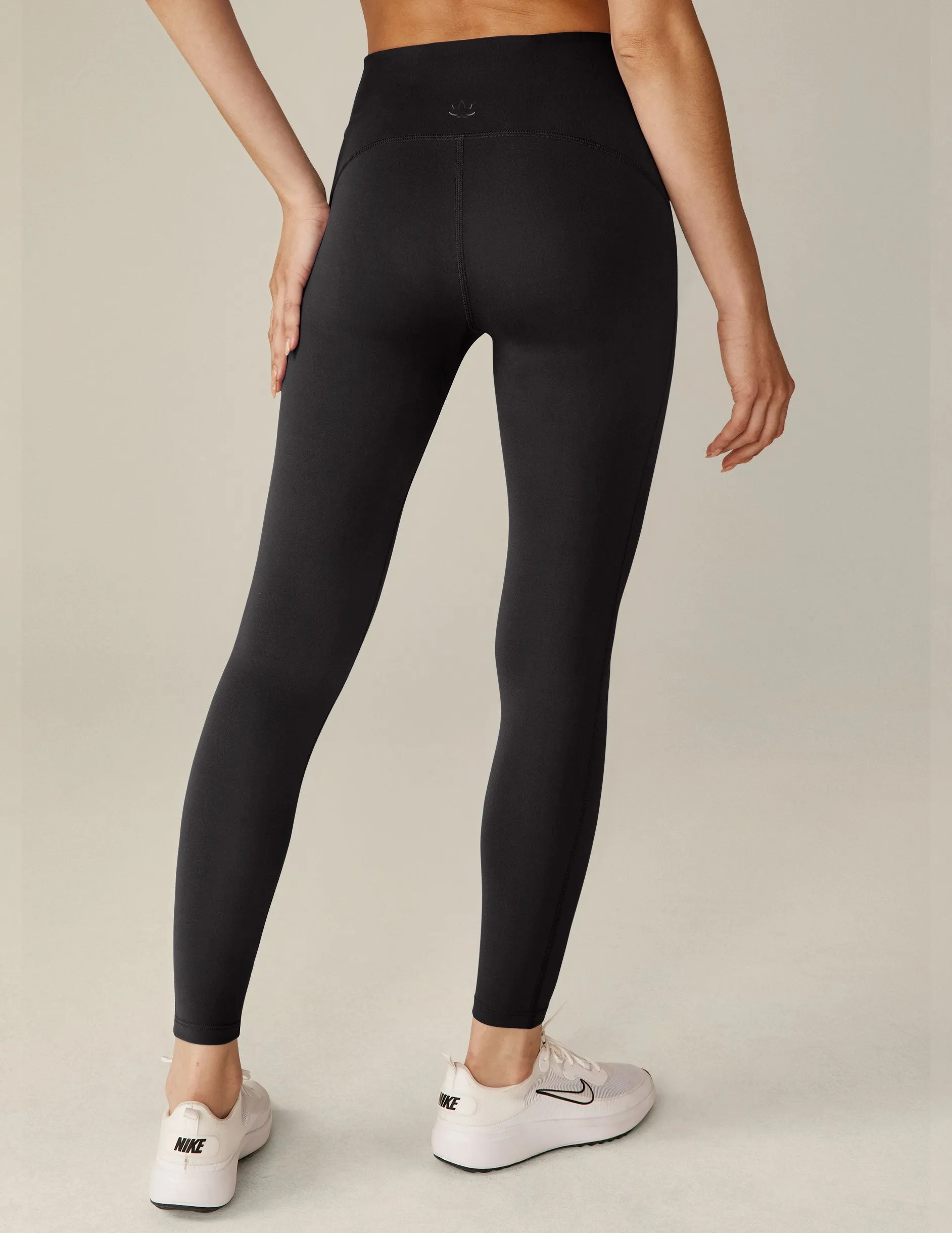 POWERBEYOND™ Strive Midi Legging 2.0