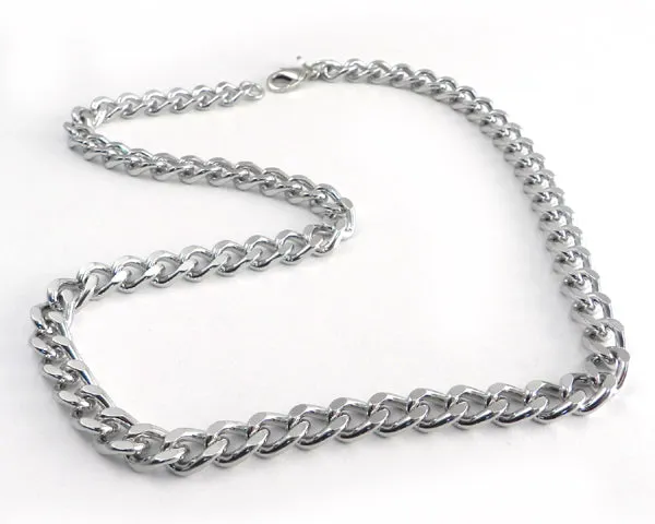 Squared Leash Chain Necklace Toggle