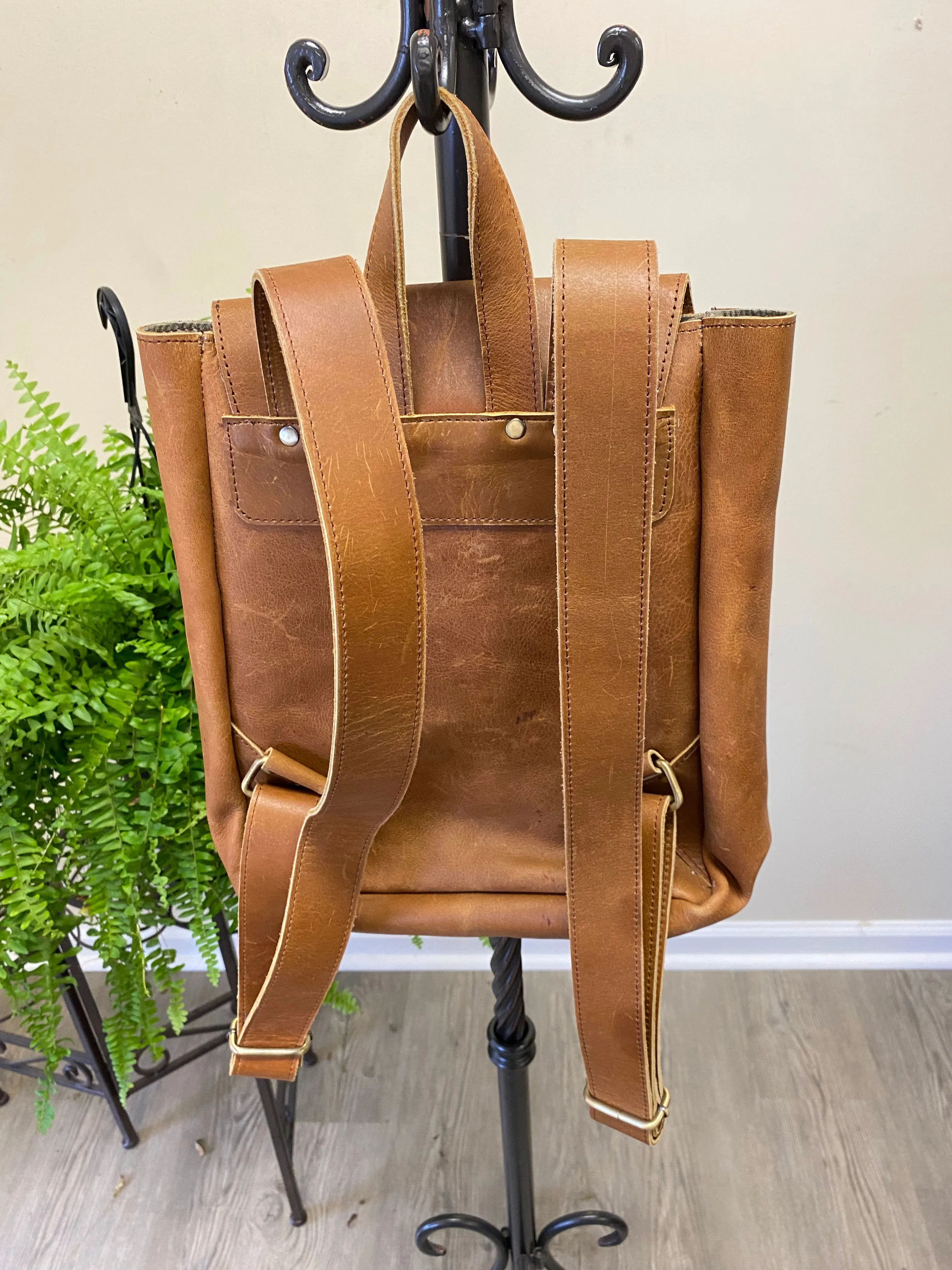 Women's Cowhide Travel Backpack