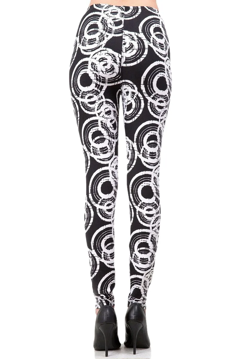 Women's Plus B&W Abstract Circle Pattern Printed Leggings